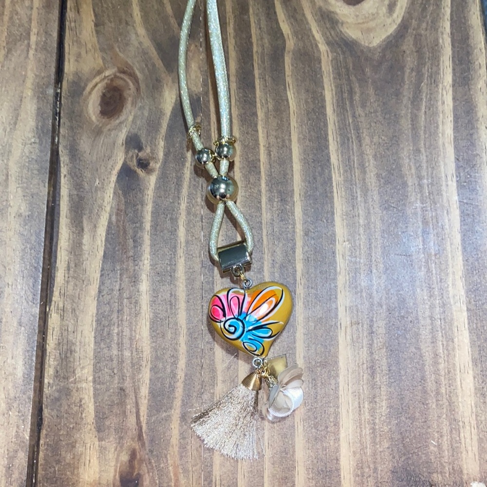 Beautiful handmade necklace made in Mexico